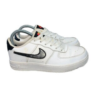Nike Air Force 1 Removable/Alternate Swoosh‎ LV8 Size 5.5Y